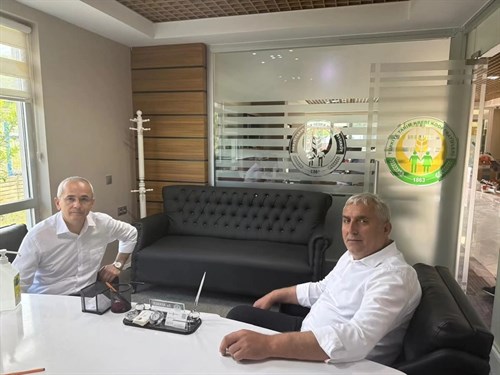Kaymakamımız Deniz PİŞKİN, Akçakoca Tarım Kredi Kooperatifi Müdürü İsa BERBER’e iade-i ziyarette bulundu